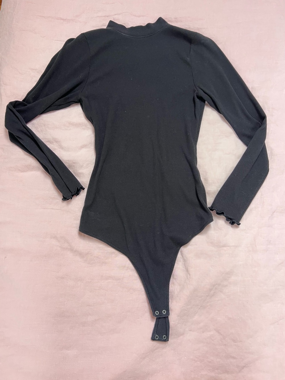 Abercrombie & Fitch Black Long Sleeve Keyhole Back Mock Neck Bodysuit. Size L